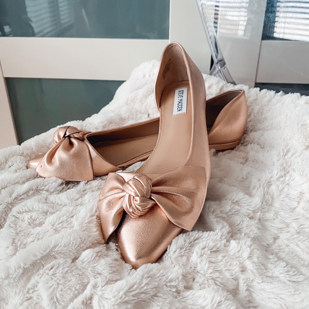 Steve Madden Gold Flats